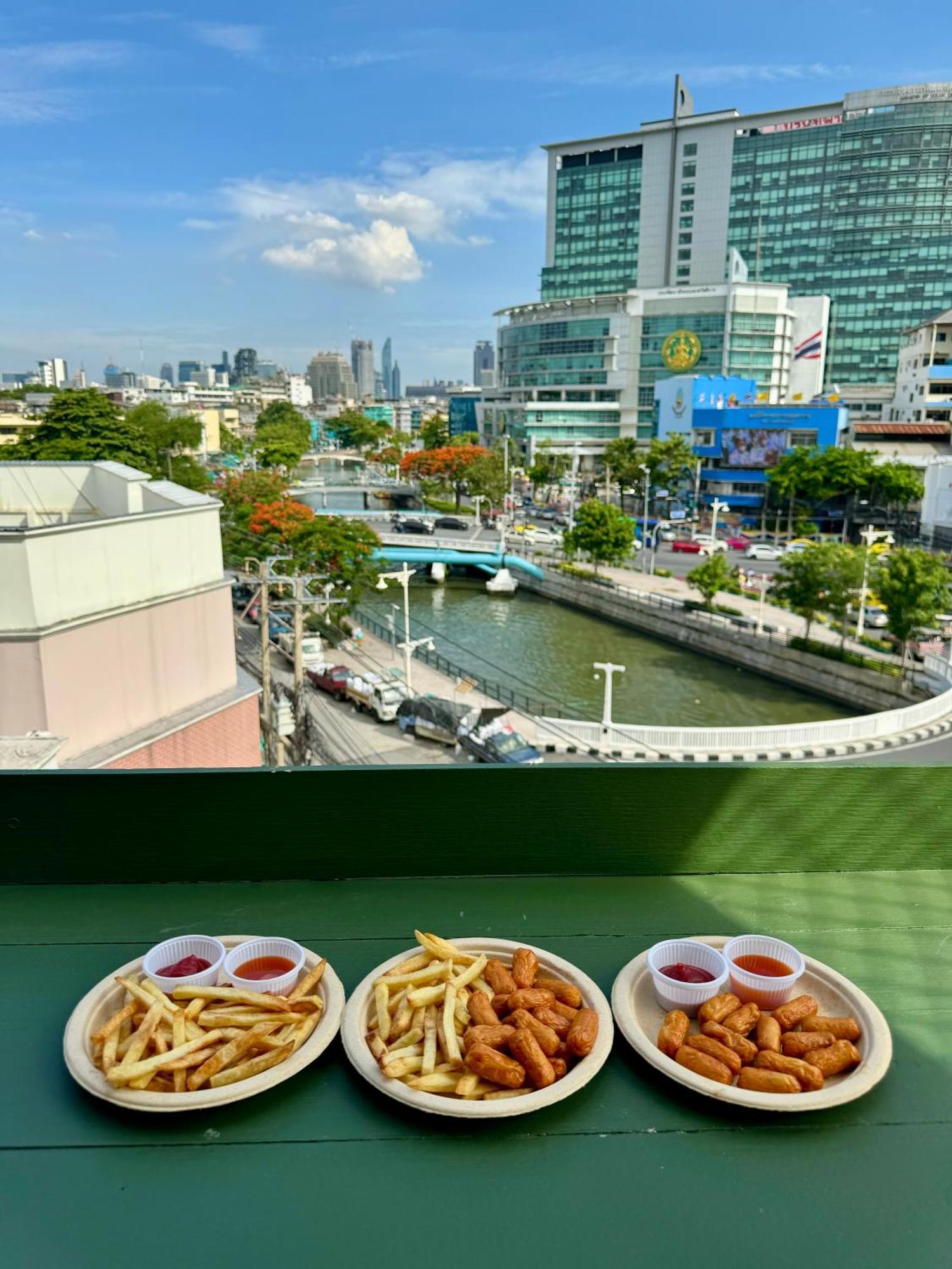 Sabai Dee Minitel Hotell Bangkok Eksteriør bilde