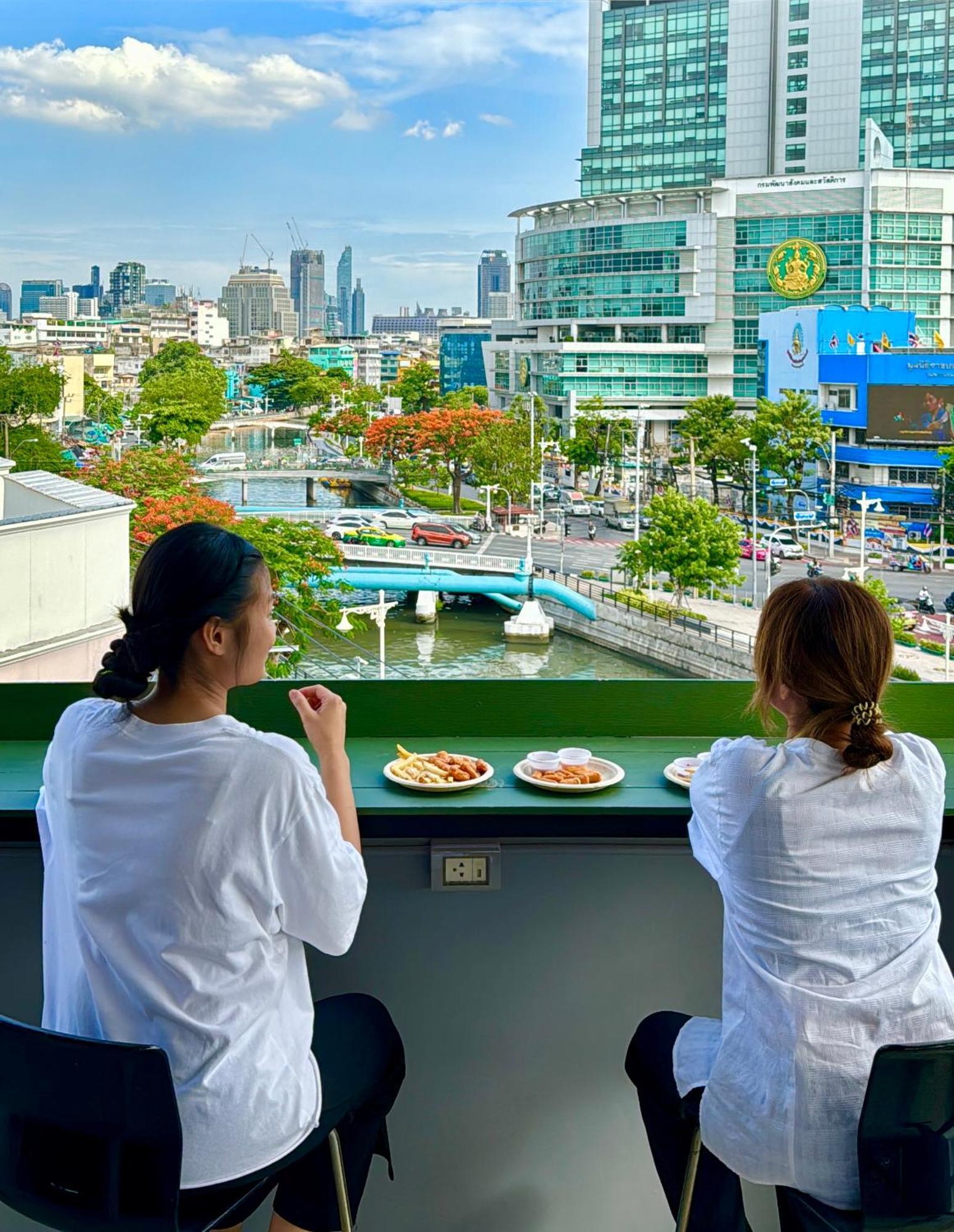 Sabai Dee Minitel Hotell Bangkok Eksteriør bilde